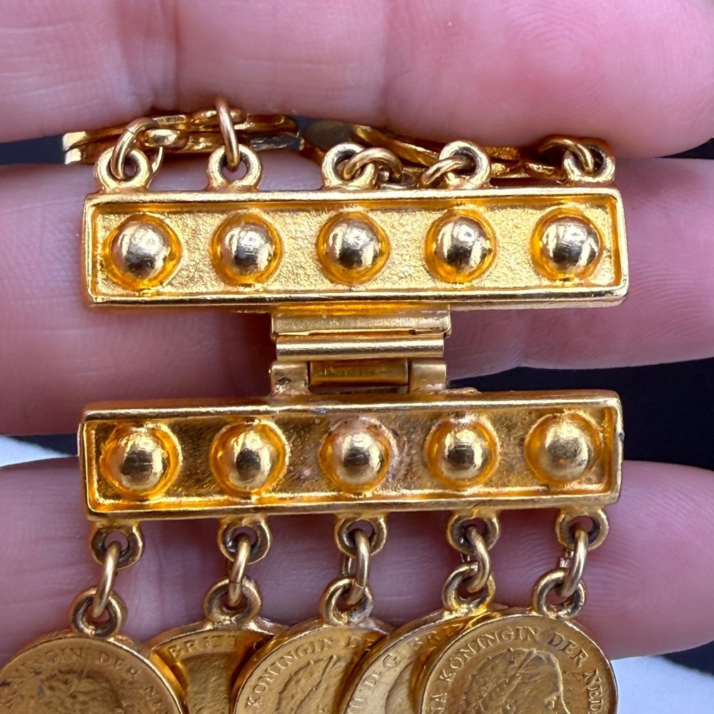 Vintage Ben Amun Bracelet Clip On Earrings Set Coin Gold Tone 6.5" - Picture 9 of 16